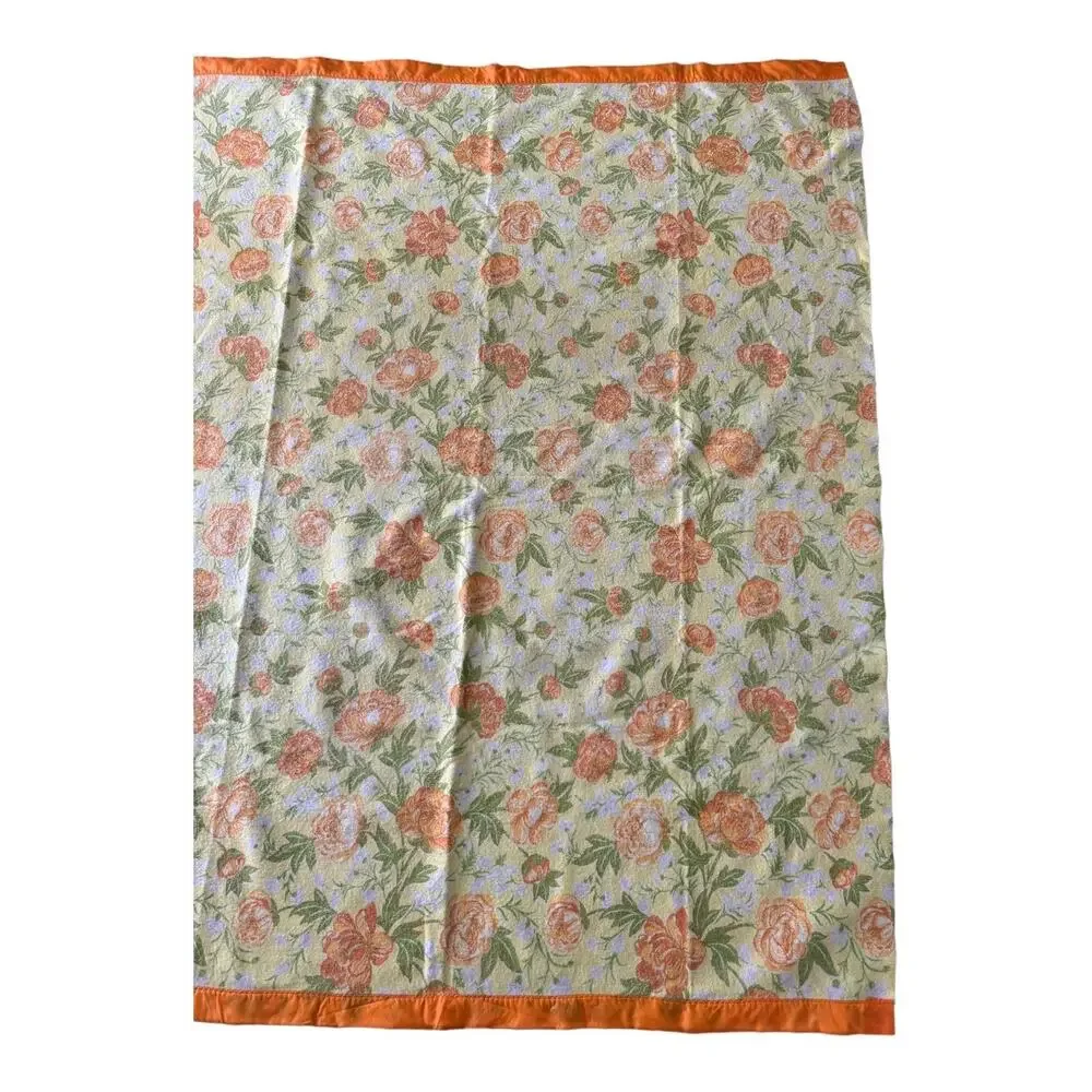 Pair of Vintage 60s-70s Chatham Esmon Floral Fiberwoven Blankets Satin Trim Full
